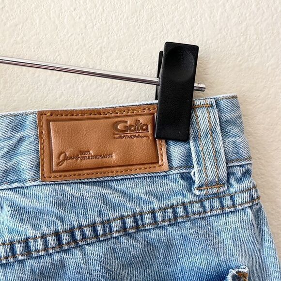 Gata Denim Jean Shorts Distressed - Picture 5 of 9